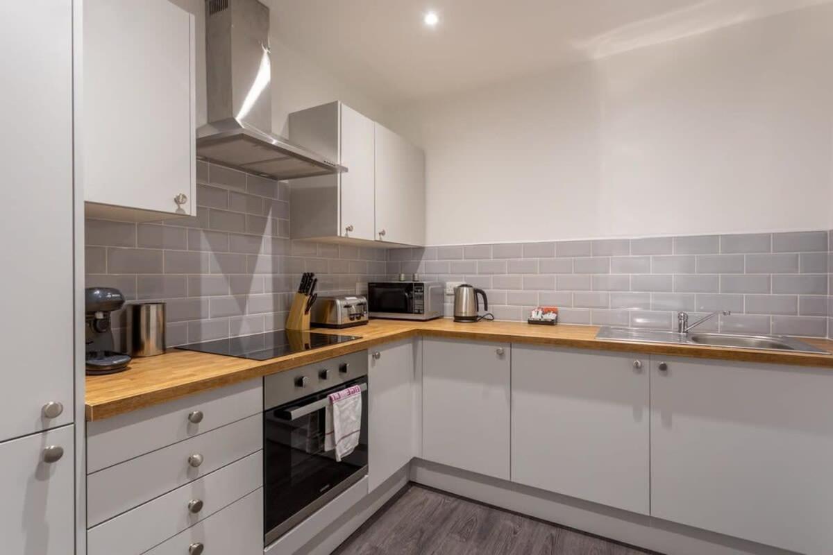 Amazing 1 Bedroom Apartment Leeds Leeds  Esterno foto