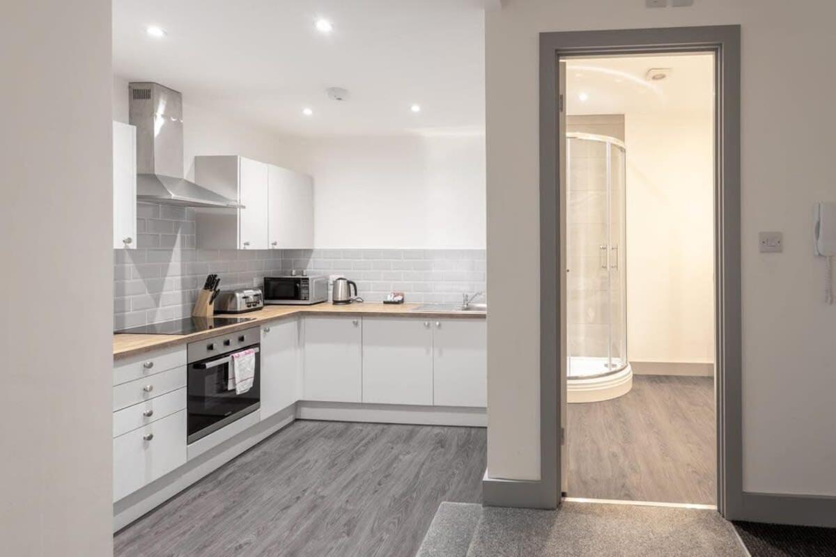 Amazing 1 Bedroom Apartment Leeds Leeds  Esterno foto